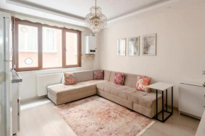 İstanbul'un merkezinde Cevahir AVM karşısı 1+1 yeni ev